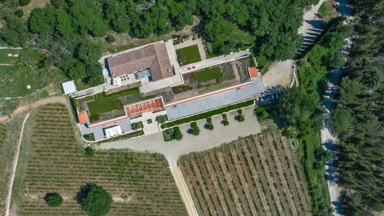 Riecine Villa Gaiole in Chianti