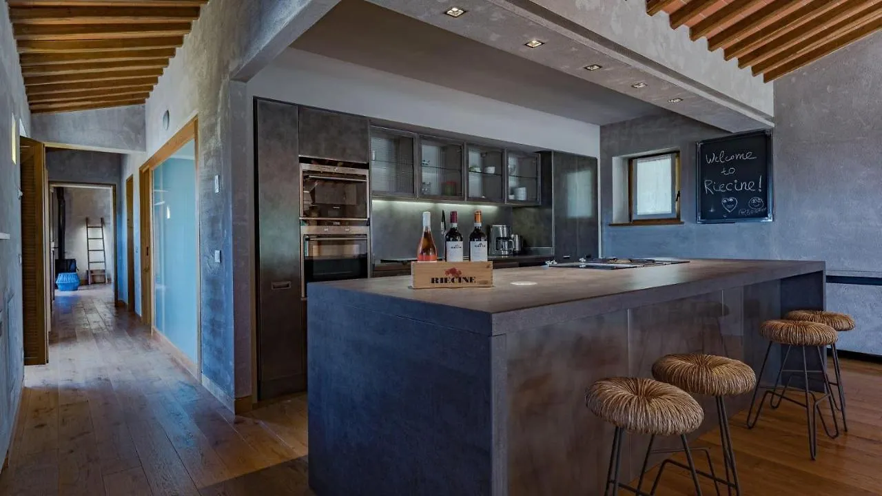 Riecine Villa Gaiole in Chianti